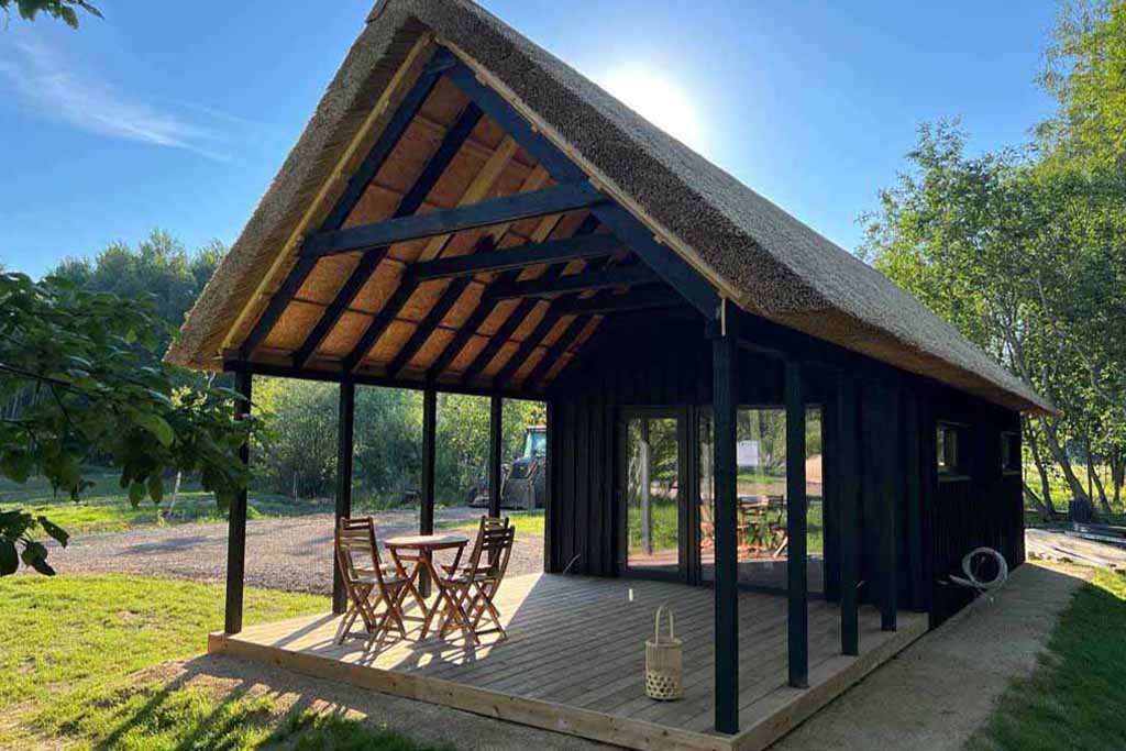 Kokią medieną pasirinkti terasos įrengimui-001